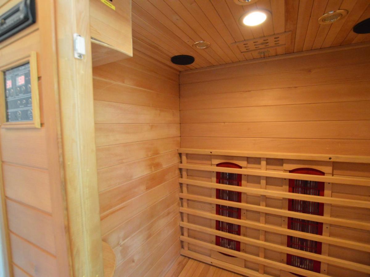 Detached Holiday Home With Sauna Large Garden Stramproy Zewnętrze zdjęcie